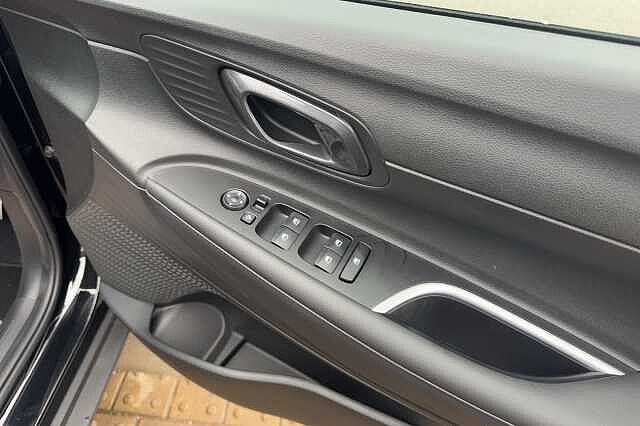 Hyundai BAYON 1.0 T-GDi (100ps) Premium 48 Volt MHEV DCT