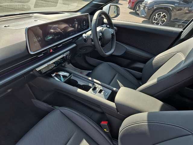 Hyundai IONIQ 6 E (228ps) Ultimate 77kWh (Single Motor) RW