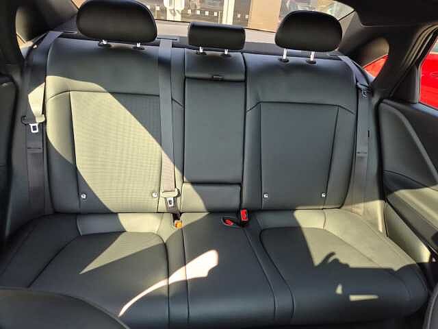 Hyundai IONIQ 6 E (228ps) Ultimate 77kWh (Single Motor) RW