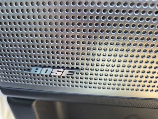 Hyundai IONIQ 6 E (228ps) Ultimate 77kWh (Single Motor) RW