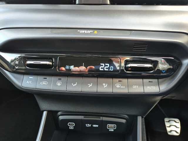 Hyundai Bayon Hatchback 1.0 TGDi Premium 5dr