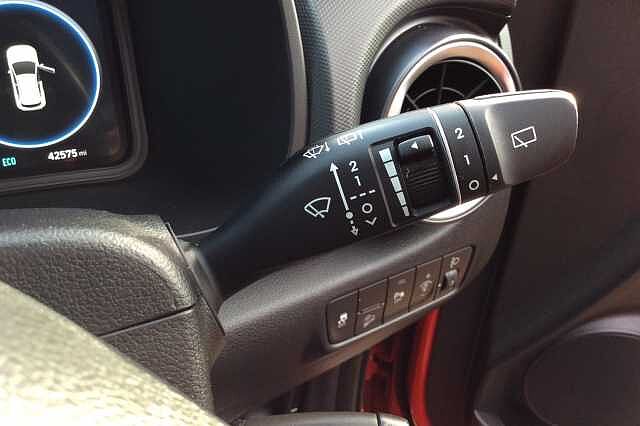 Hyundai KONA 1.0 TGDi 48V MHEV SE Connect 5dr