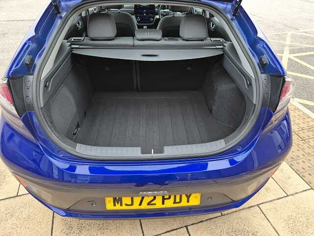 Hyundai IONIQ 1.6 GDi Hybrid Premium 5dr DCT