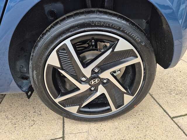 Hyundai i10 1.2 [79] Premium 5dr Auto [Nav]