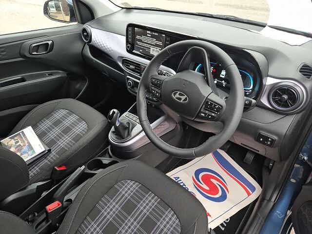 Hyundai i10 1.2 [79] Premium 5dr Auto [Nav]