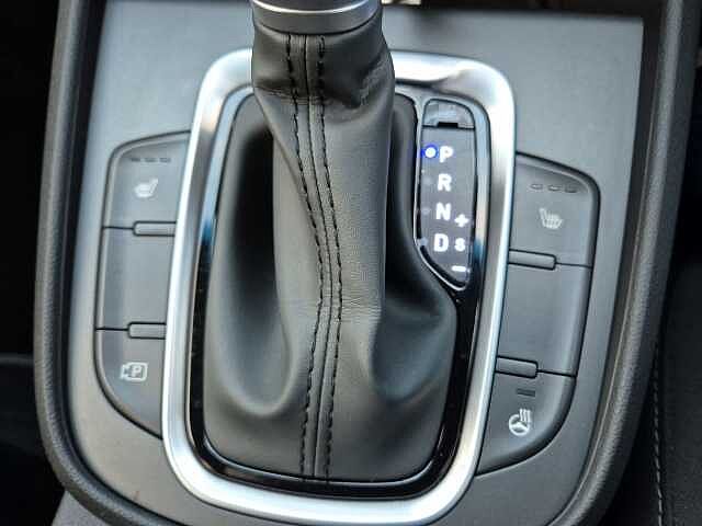 Hyundai KONA 1.6 GDi Hybrid Premium 5dr DCT