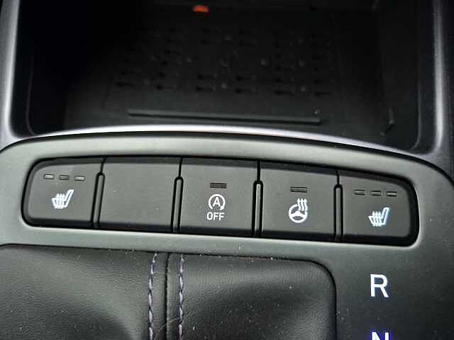 Hyundai i10 1.0 [63] Premium 5dr Auto [Nav]