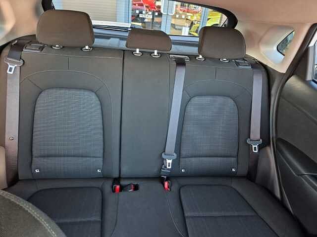 Hyundai KONA 1.6 GDi Hybrid Premium 5dr DCT