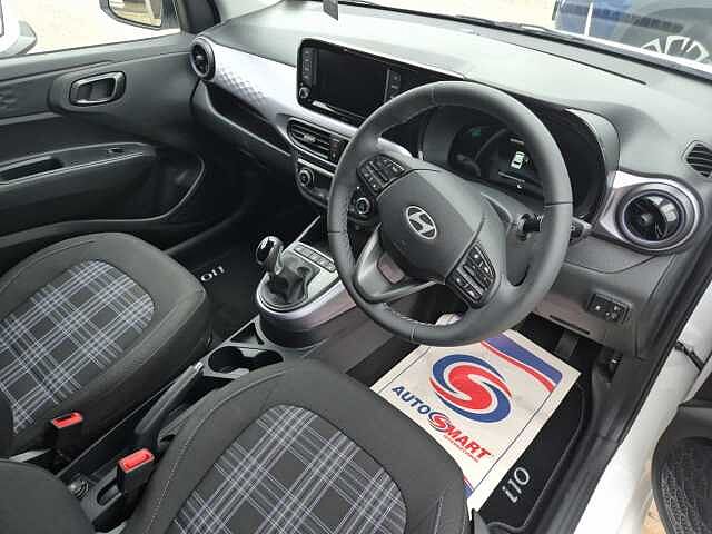 Hyundai i10 1.2 [79] Premium 5dr Auto [Nav]