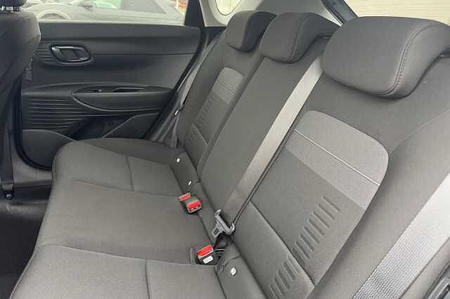 Hyundai Bayon Hatchback 1.0 TGDi Premium 5dr