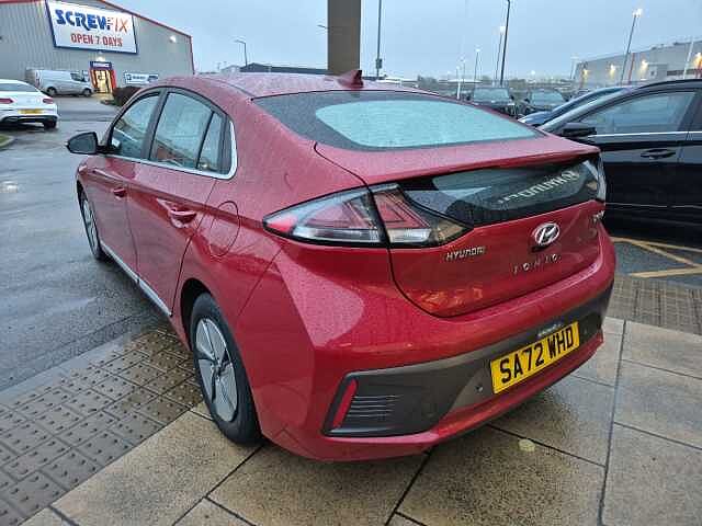 Hyundai IONIQ 1.6 GDi Hybrid Premium 5dr DCT