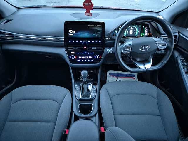 Hyundai IONIQ 1.6 GDi Hybrid Premium 5dr DCT